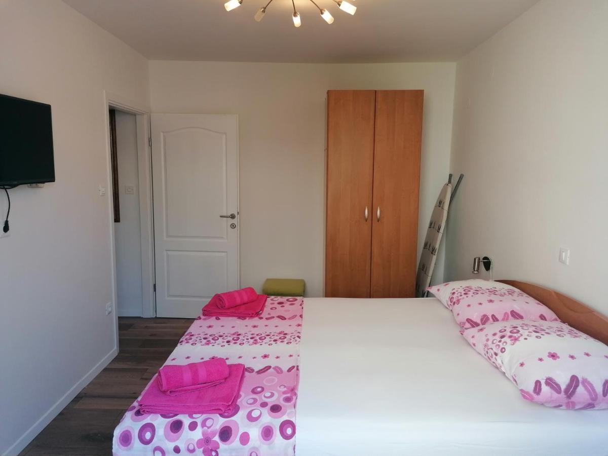 Apartment Poldrugo Cres Eksteriør billede